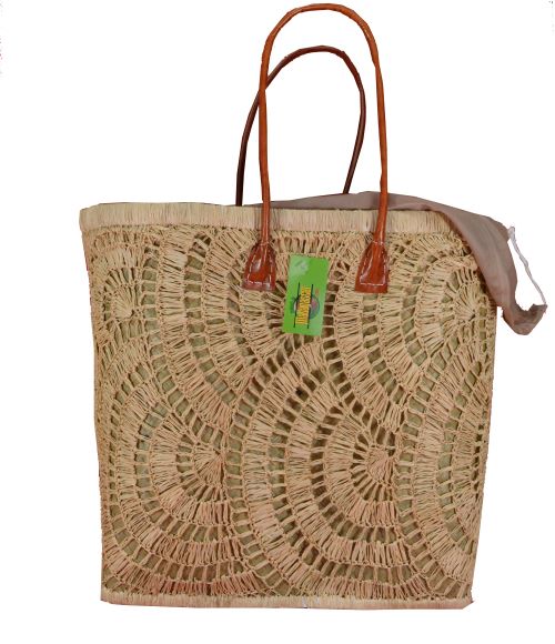 Beige raffia market bag with leather handles — wholesale private label Madagascar